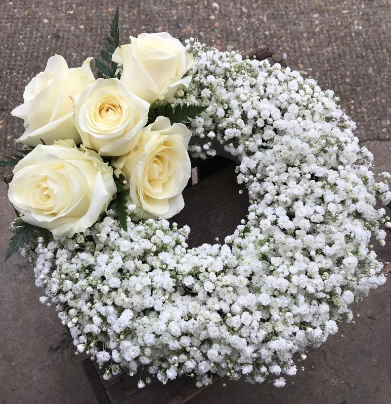 10 Tips for Using Baby's Breath in Flower Arrangements - First Come Flowers