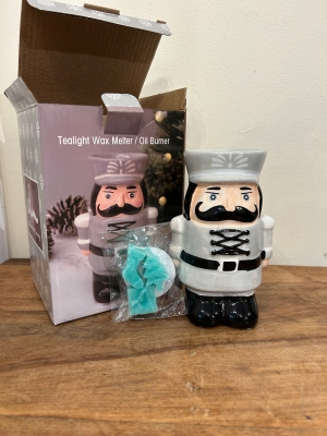 Nutcracker wax melt burner