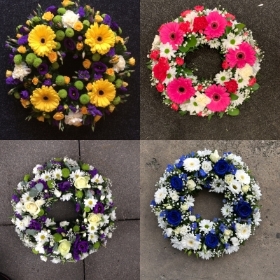 Florist Choice Loose Wreath