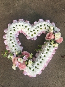 Pink and white Open heart with ivy