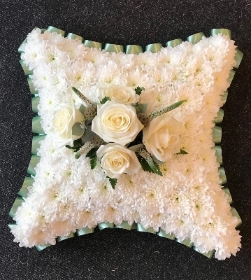 Based Cushion Pale green ribbon