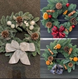 Christmas Wreath Workshop 4pm Saturday 28th November