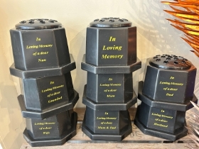 Memorial pots