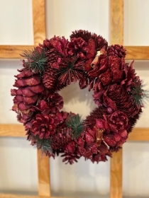 Red glitter natural wreath